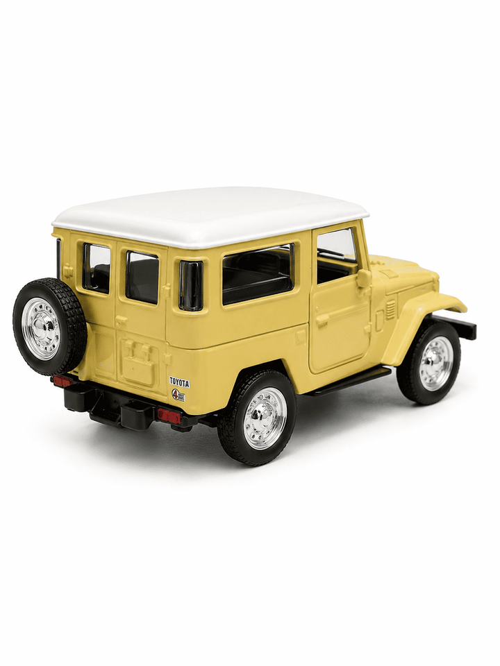 Carro Escala Toyota Land Cruiser Fj40 Amarillo