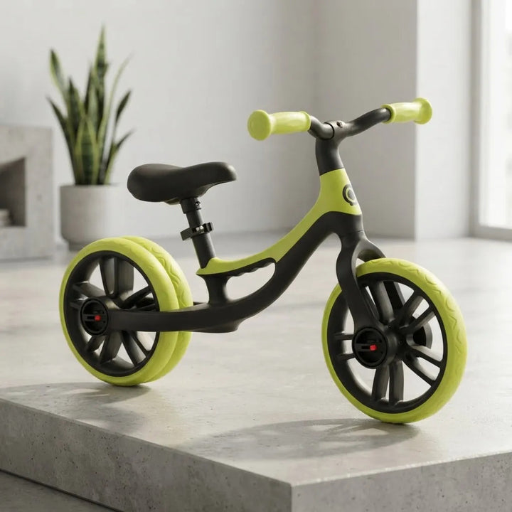 Bicicleta de Equilibrio con Ruedas Verde Lima Globber Para Niños