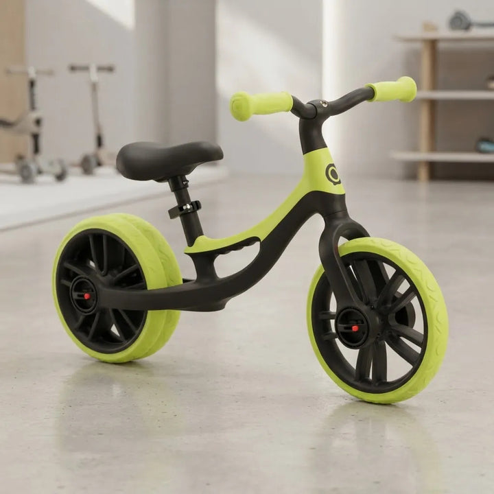 Bicicleta de Equilibrio con Ruedas Verde Lima Globber Para Niños