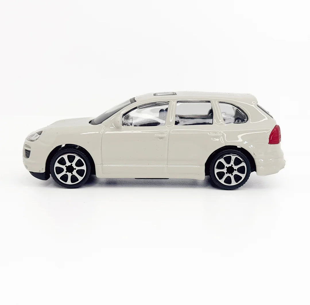 Carro Coleccionable Bburago 1:43 Porshe Cayenne Blanco