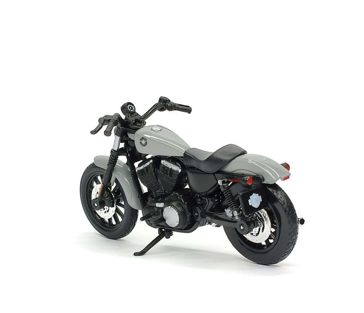 Moto A Escala Harley 1:18 Sportster Iron 883