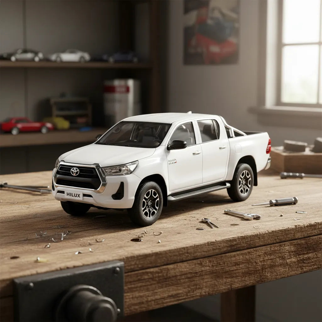 Carro De Colección Escala1:24 Se Toyota Hilux Blanco