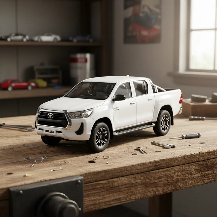 Carro De Colección Escala1:24 Se Toyota Hilux Blanco