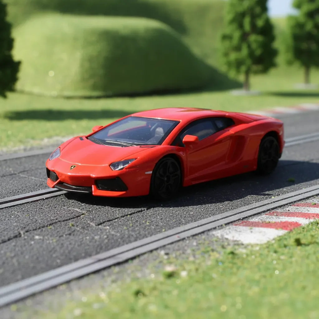 Carro A Escala 1/43 Lamborghini Aventador Coupe