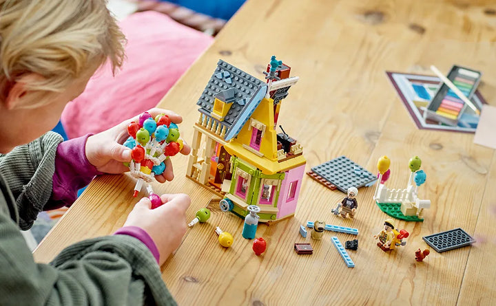 Juego De Construcción Disney Casa De Up 598 Piezas Niños