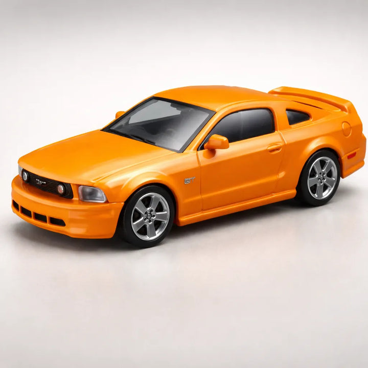 Carro A Escala 1:43 Ford Mustang Gt Naranja