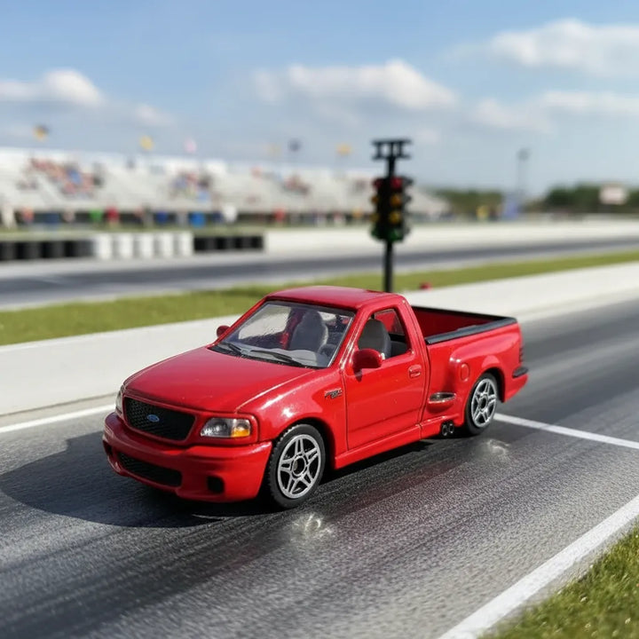 Carro A Escala 1/43 Ford Svt F-150 Lightning Rojo