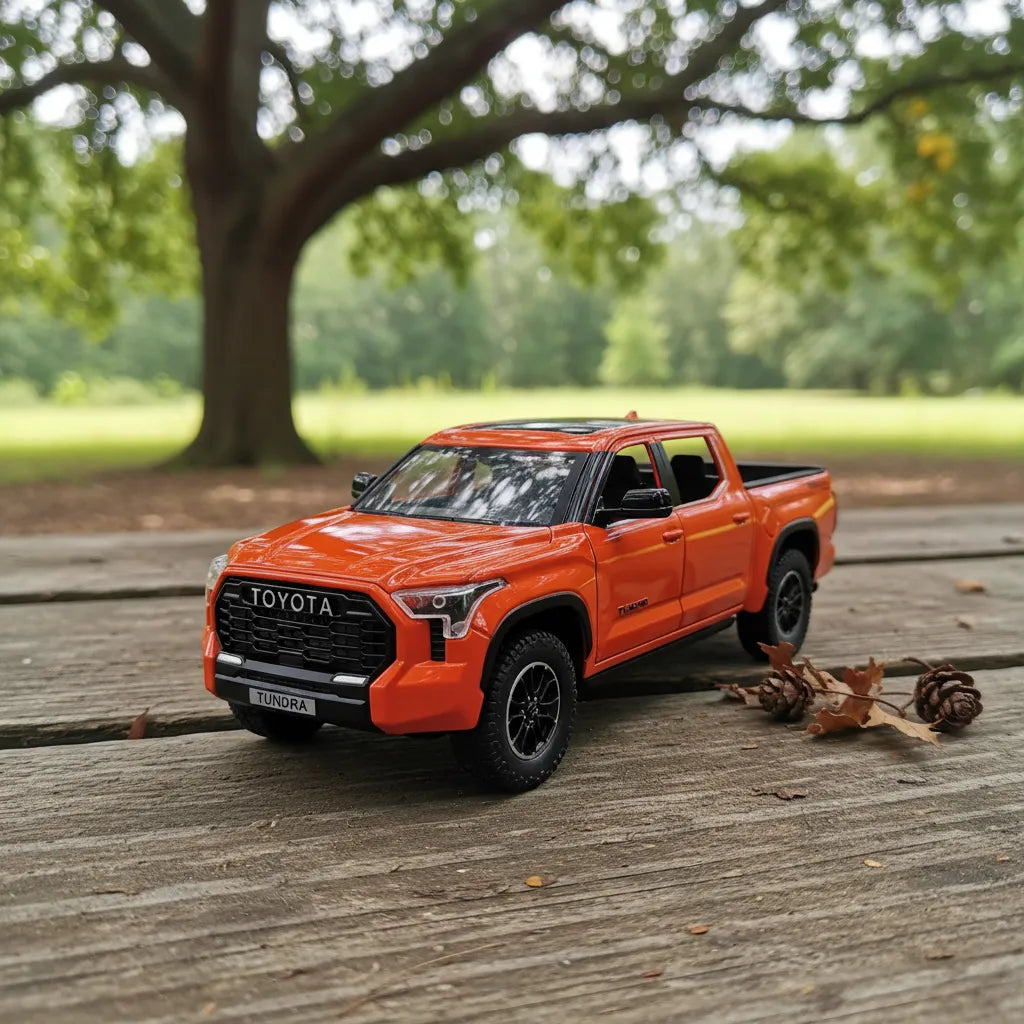 Carro Coleccionable 1:36 Toyota Tunddra Trd Pro Naranja