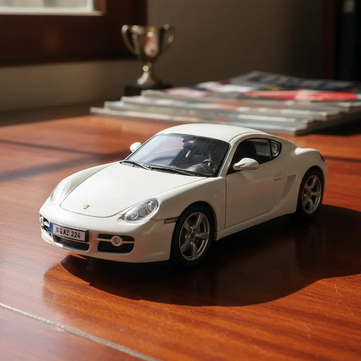 Carro Coleccionable Bburago 1:32 Porshe Cayman S Blanco