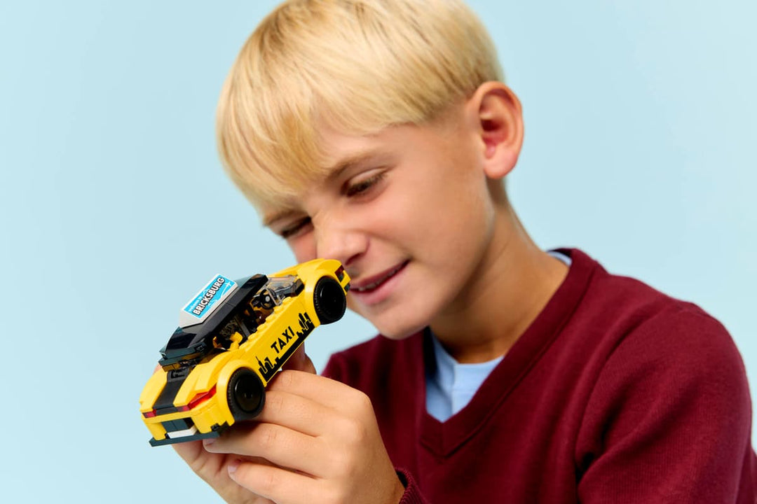 Juego De Construcción Taxi Amarillo 122 Piezas Lego Original