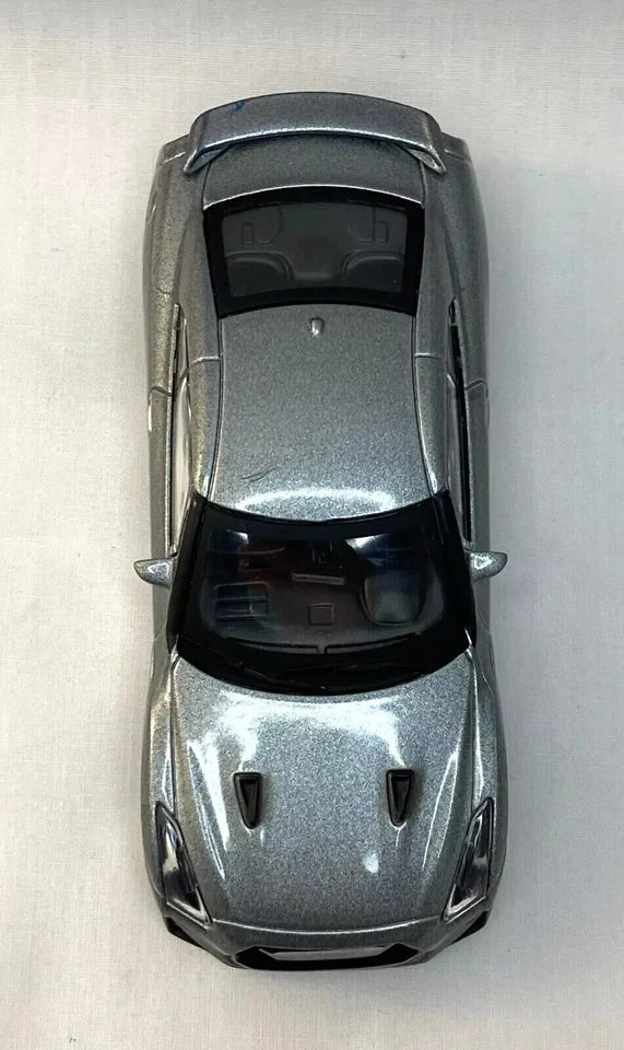 Carro Coleccionable Bburago A Escala 1:43 Nissan Gt-r Gris