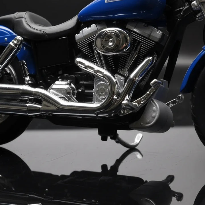Moto Coleccionable 1/18 Harley Fexdfse Cvo
