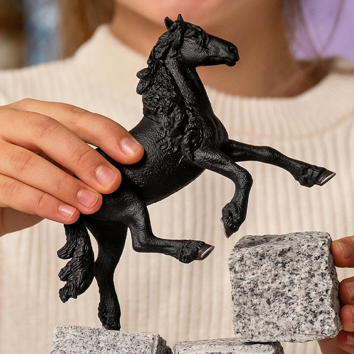 Figura Animales Semental Frisón Pintada A Mano
