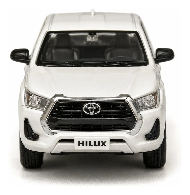 Carro De Colección Escala1:24 Se Toyota Hilux Blanco