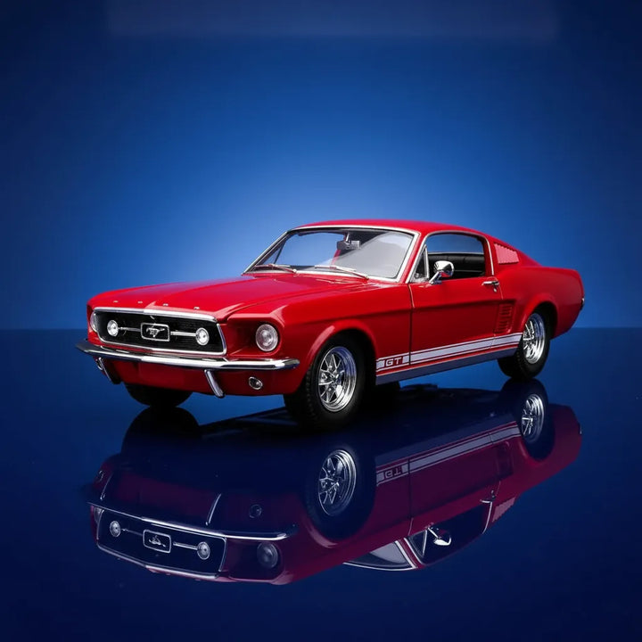 Carro Coleccionable Escala 1:24 Se 1967 Ford Mustang Gt Rojo