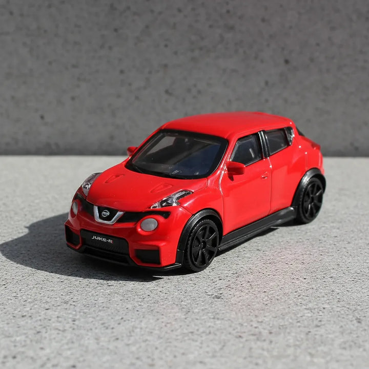 Carro Coleccionable Bburago A Escala 1:43 Juke-r Rojo