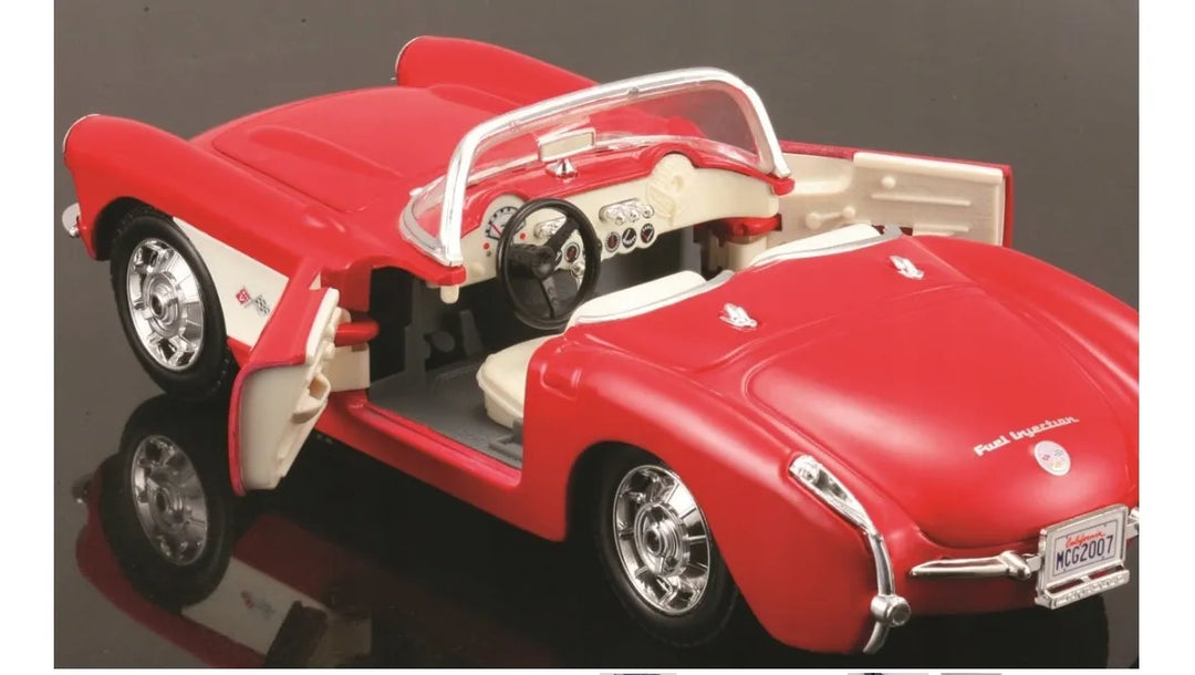 Carro A Escala 1/24 Chevrolet Corvette 1957 Para Armar