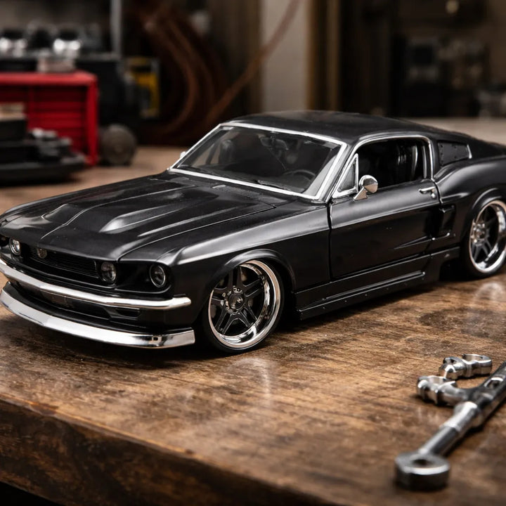 Carro Armable Escala 1/24 Ford Maisto Mustang Gt 1967 Negro