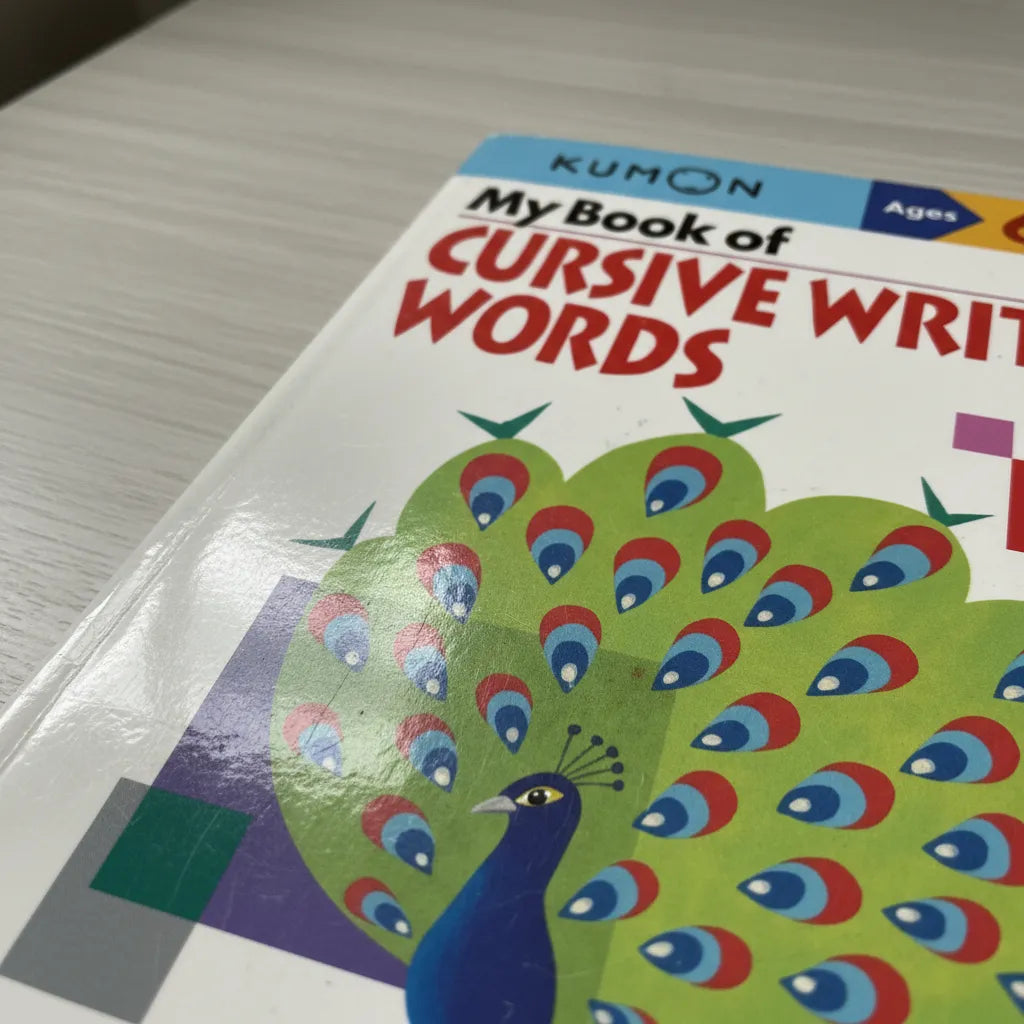 Libro Kumon My Book Of Cursive Writing Words para niños