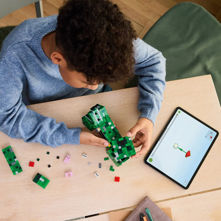 Juego De Construcción Lego Minecraft El Creeper 665 Piezas