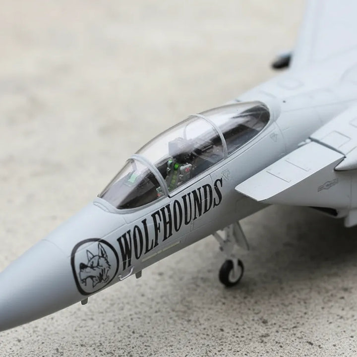 Avión Coleccionable A Escala F-15 Eagle Gris Para Niños
