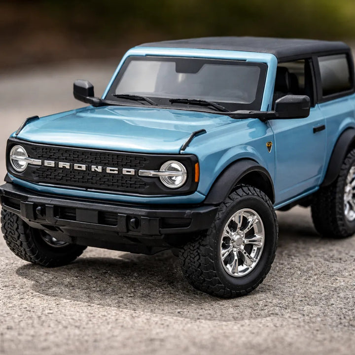 Carro Armable A Escala 1/24 Ford Bronco Badlands A51 Azul