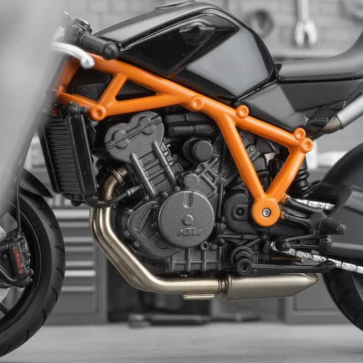 Moto Ktm 1190 Rc8 R Escala 1/18 Bburago