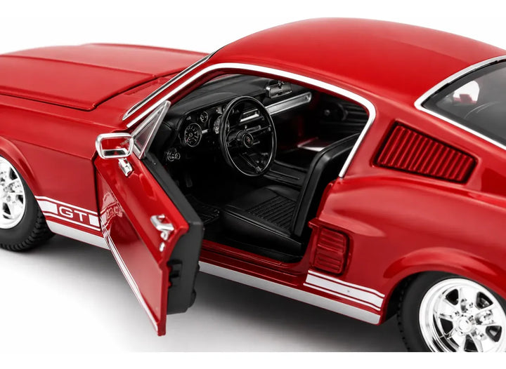 Carro Coleccionable Escala 1:24 Se 1967 Ford Mustang Gt Rojo