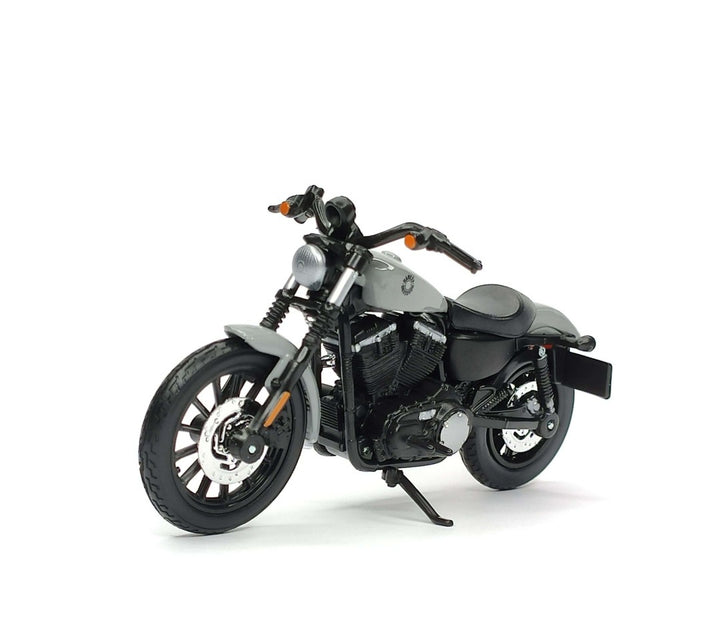 Moto A Escala Harley 1:18 Sportster Iron 883