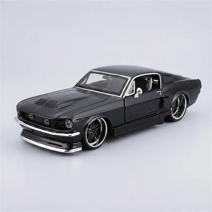 Carro Armable Escala 1/24 Ford Maisto Mustang Gt 1967 Negro