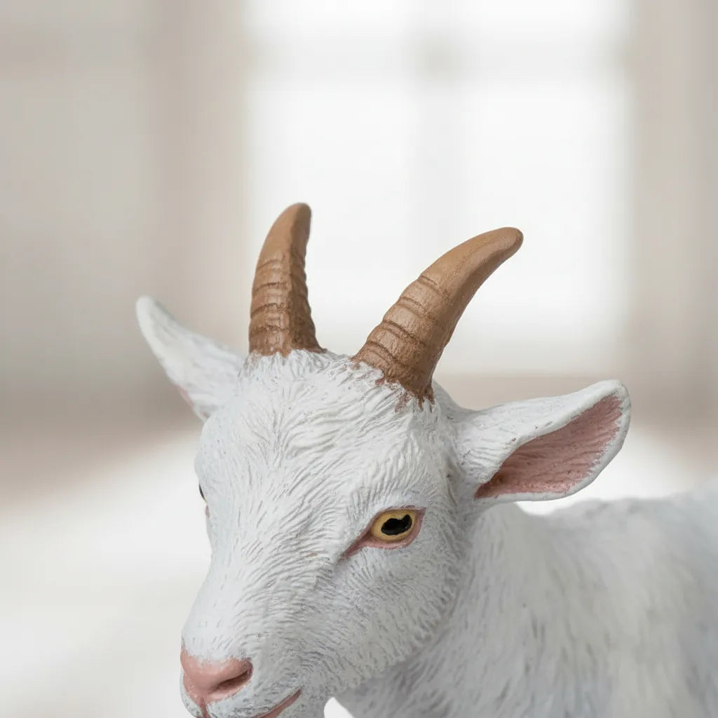 Figura Coleccionable Cabrito Blanco Pintado A Mano Papo