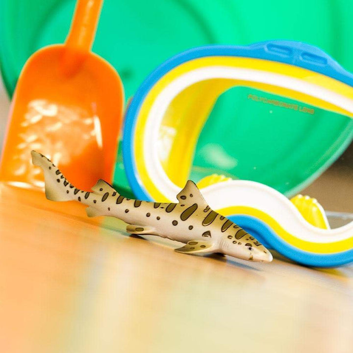 Figura Animales Tiburon Leopardo Pintado a Mano
