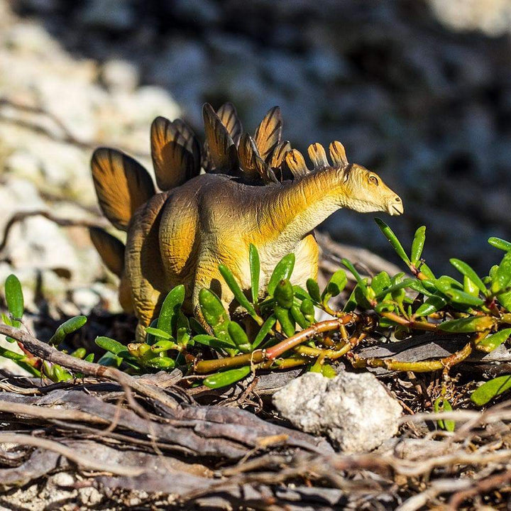 Figura Dinosaurios Estegosaurus Pintado a Mano