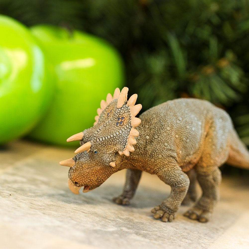 Figura Dinosaurio Regaliceratops Pintado a Mano