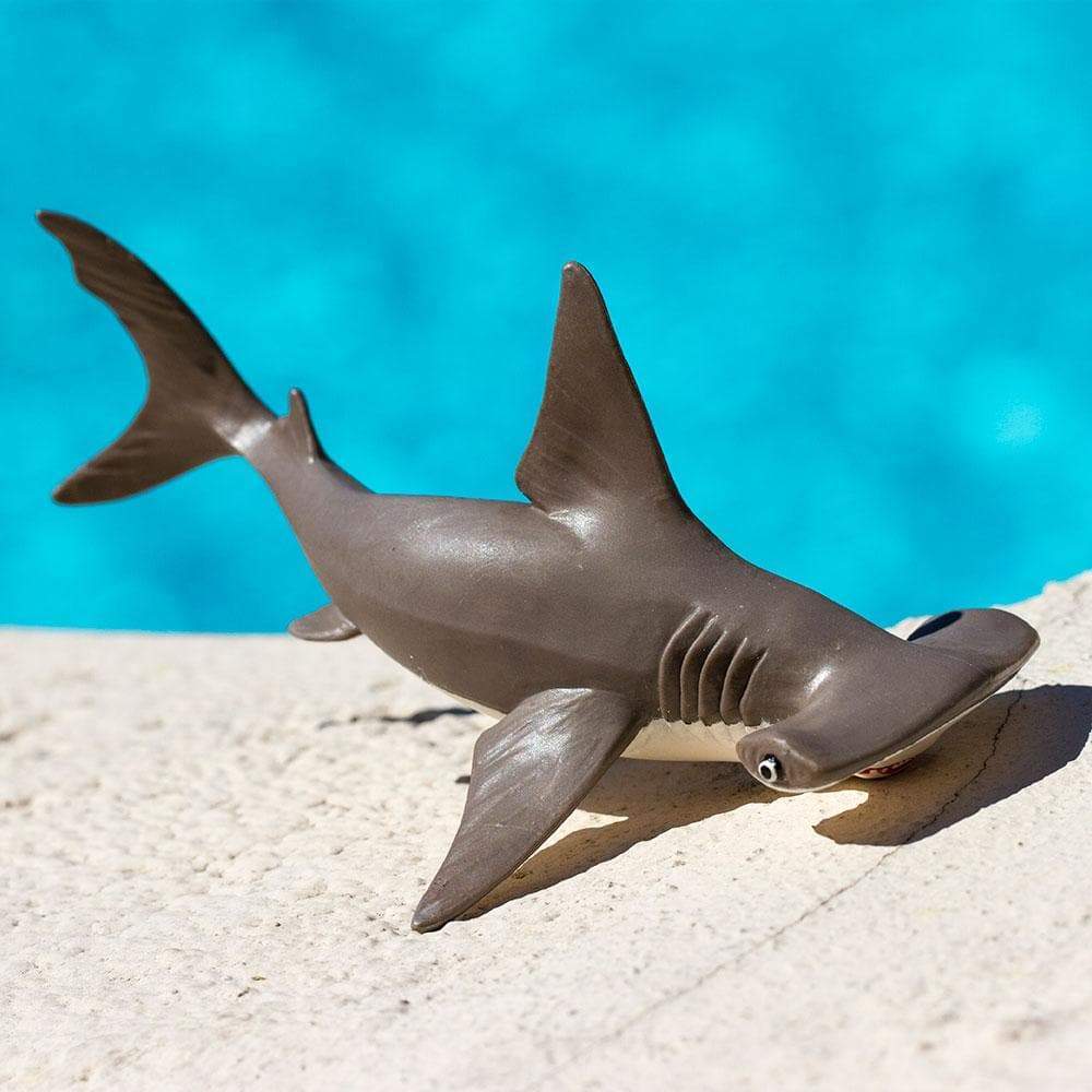 Figura Animales Tiburon Martillo Pintado a Mano