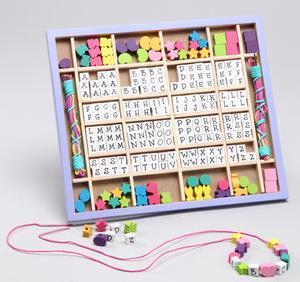 Manualidades: kit cuentas en madera con el alfabeto