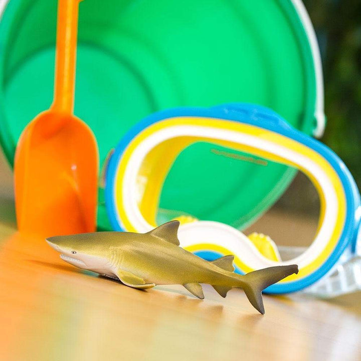 Figura Animales Tiburon Limon Pintado a Mano