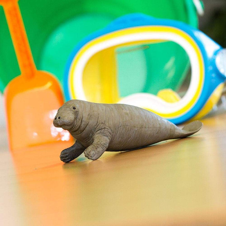 Figura Animales Manati Pintado a Mano