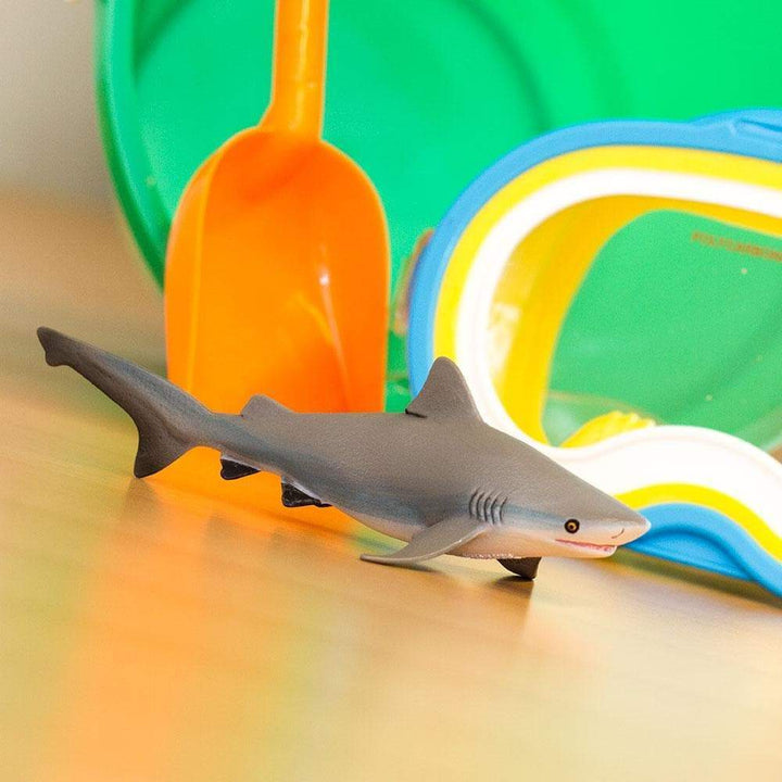 Figura Animales Tiburon Toro Pintado a Mano