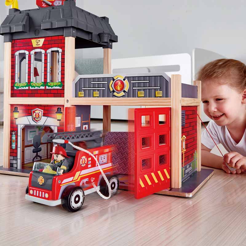 Mi Primer Estación De Bomberos Luces y Sonidos