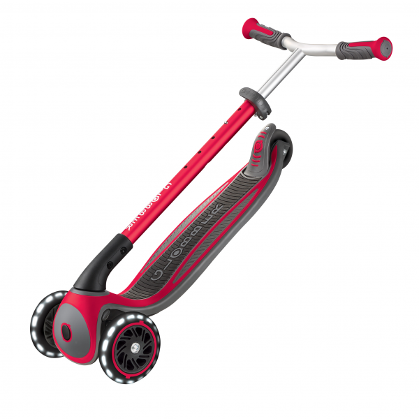 Patineta Globber Master Luces LED roja
