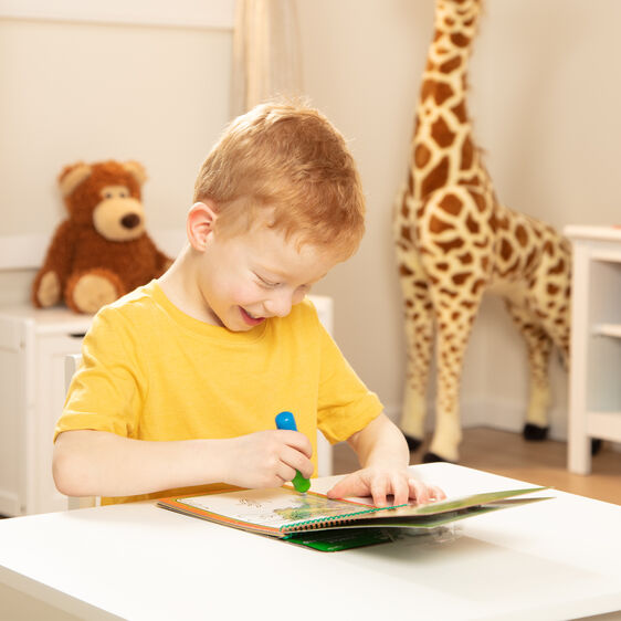Libro para Pintar con Agua la Selva