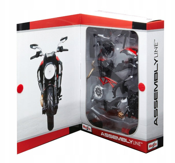 Moto A Escala 1/12 Ducati Diavel Coleccionable Para Armar