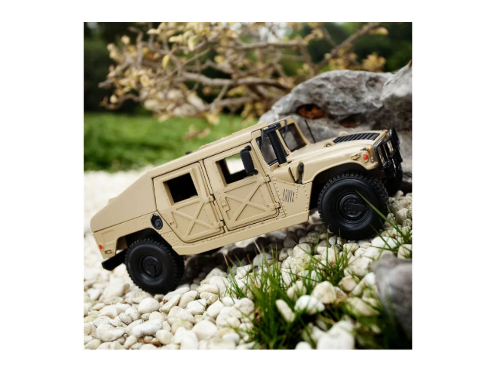 Carro Coleccionable Humvee Militar Escala 1/27 Ed Especial