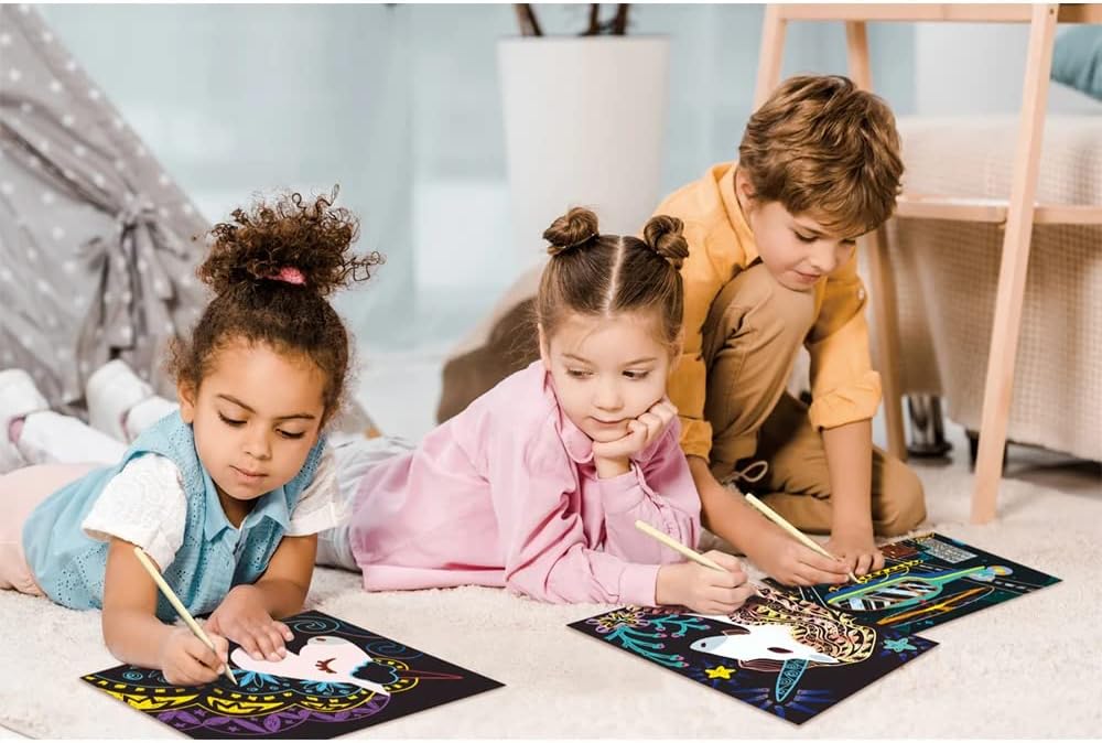 Set De Arte y Manualidades Para Raspar Unicornio