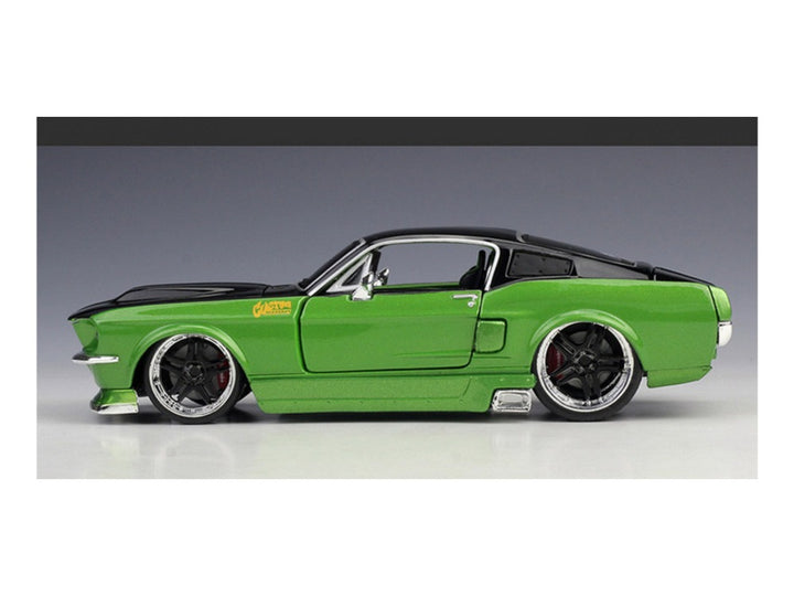 Carro A Escala 1/24 Ford Mustang 1967 Negro Para Armar Colección