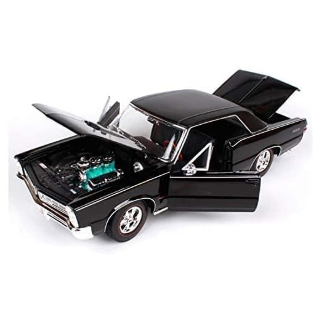 Carro A Escala Pontiac 1:18 Edición Especial