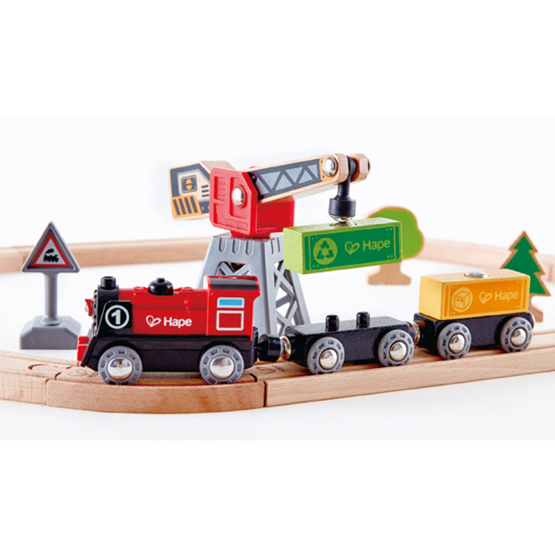 Pista Tren de Carga en Madera